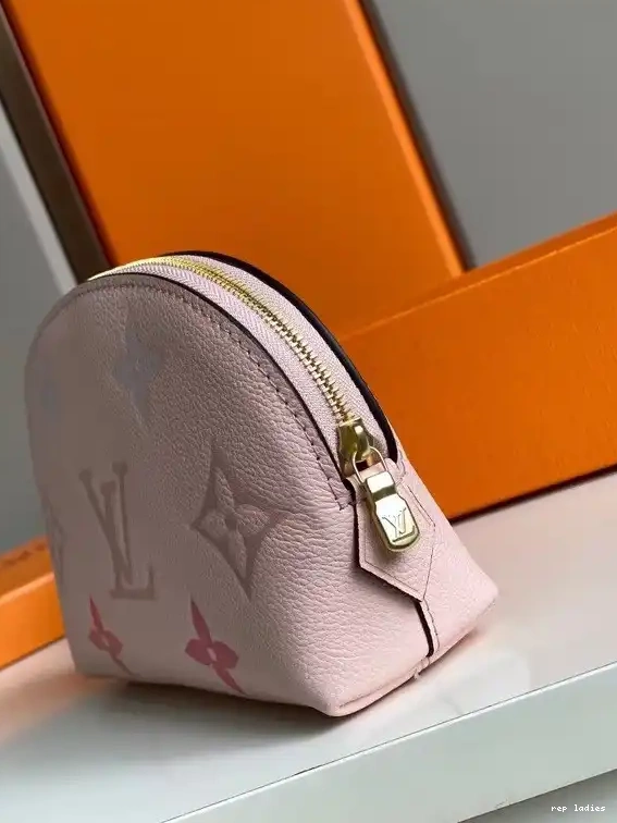 Cheap COSMETIC VUITTON LOUIS POUCH 0508